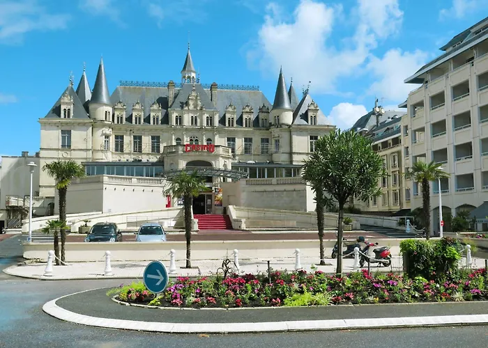 Arguin Ii-10 By Interhome アパート アルカション